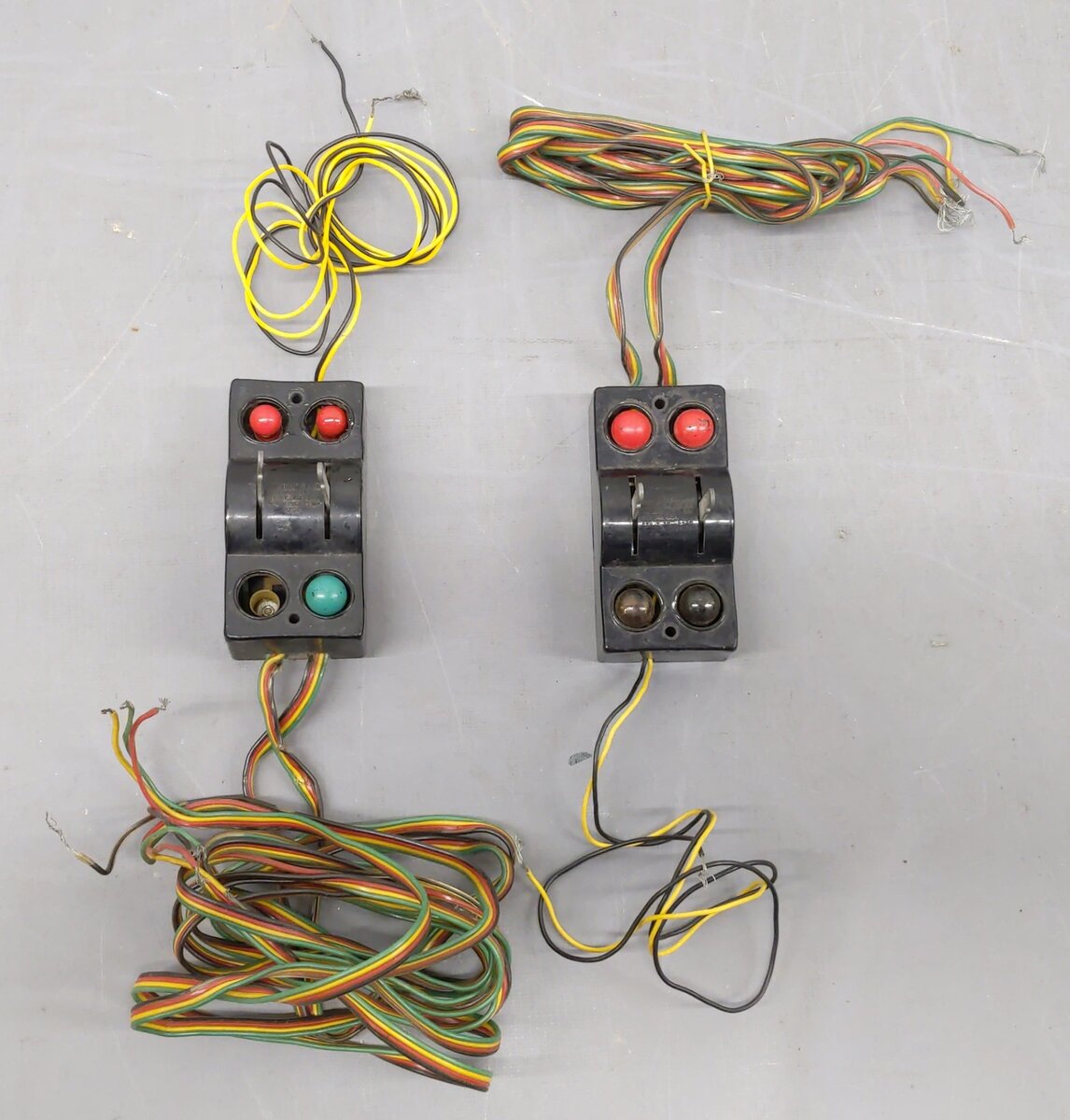 American Flyer 720A Vintage S Electric Remote Control Switches (2 Pairs)