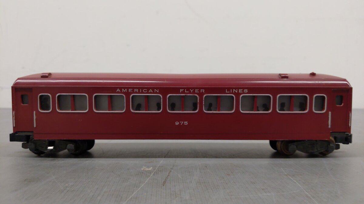 American Flyer K766 Vintage S Guilford Animated Passenger Station VG/Box