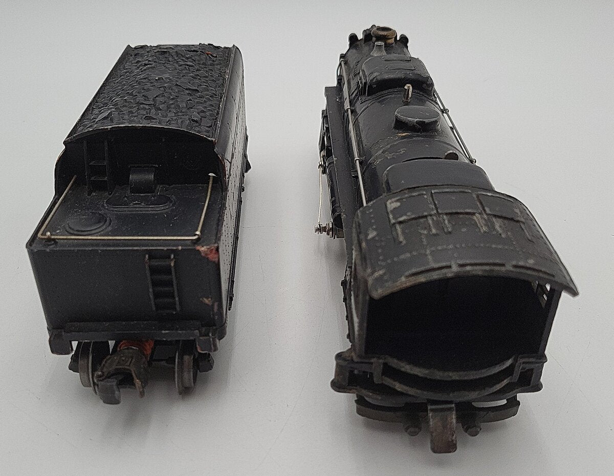 Lionel 2026 Vintage O 2-6-4 Die-Cast Steam Locomotive & 6466WX Tender VG