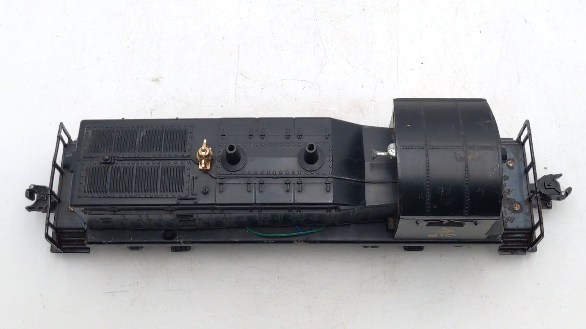 Lionel 610 Vintage O Gauge Erie NW-2 Powered Diesel Switcher Locomotive VG