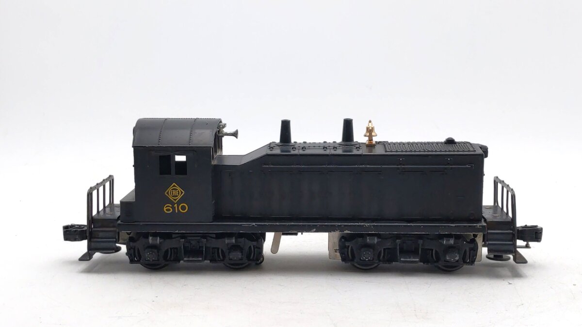 Lionel 610 Vintage O Gauge Erie NW-2 Powered Diesel Switcher Locomotive VG