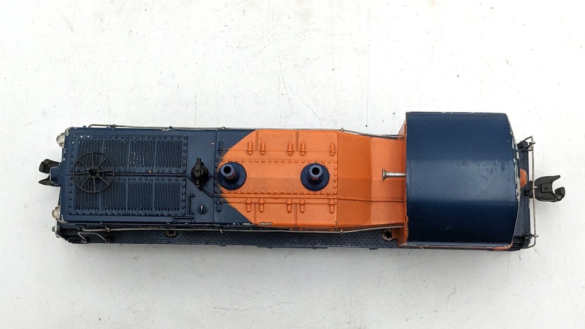 Lionel 6250 Vintage O Seaboard NW-2 Powered Diesel Locomotive - Custom