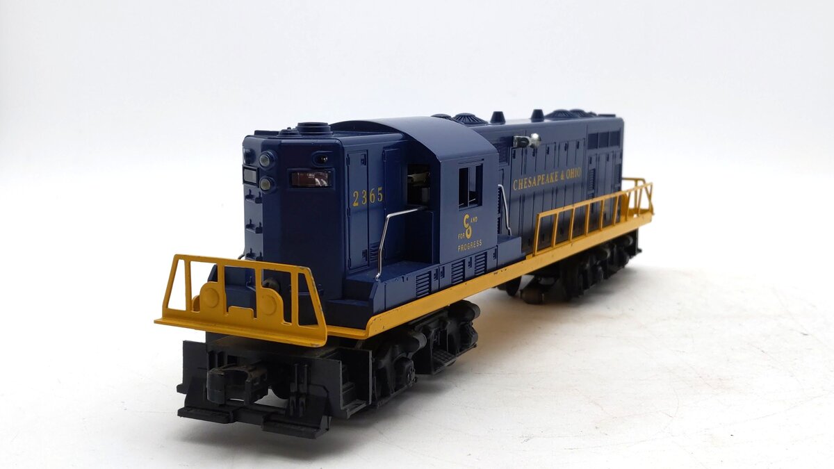 Lionel 2365 Vintage O Chesapeake & Ohio GP-7 Powered Diesel Locomotive VG