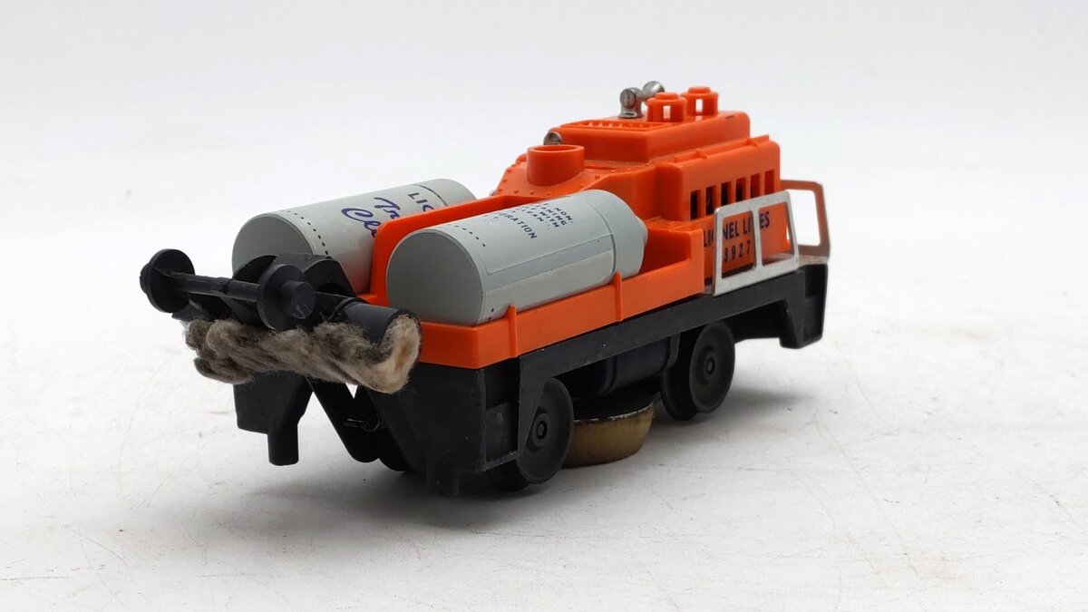 Lionel 3927 O Vintage Postwar Motorized Track Cleaner Car #3927 VG