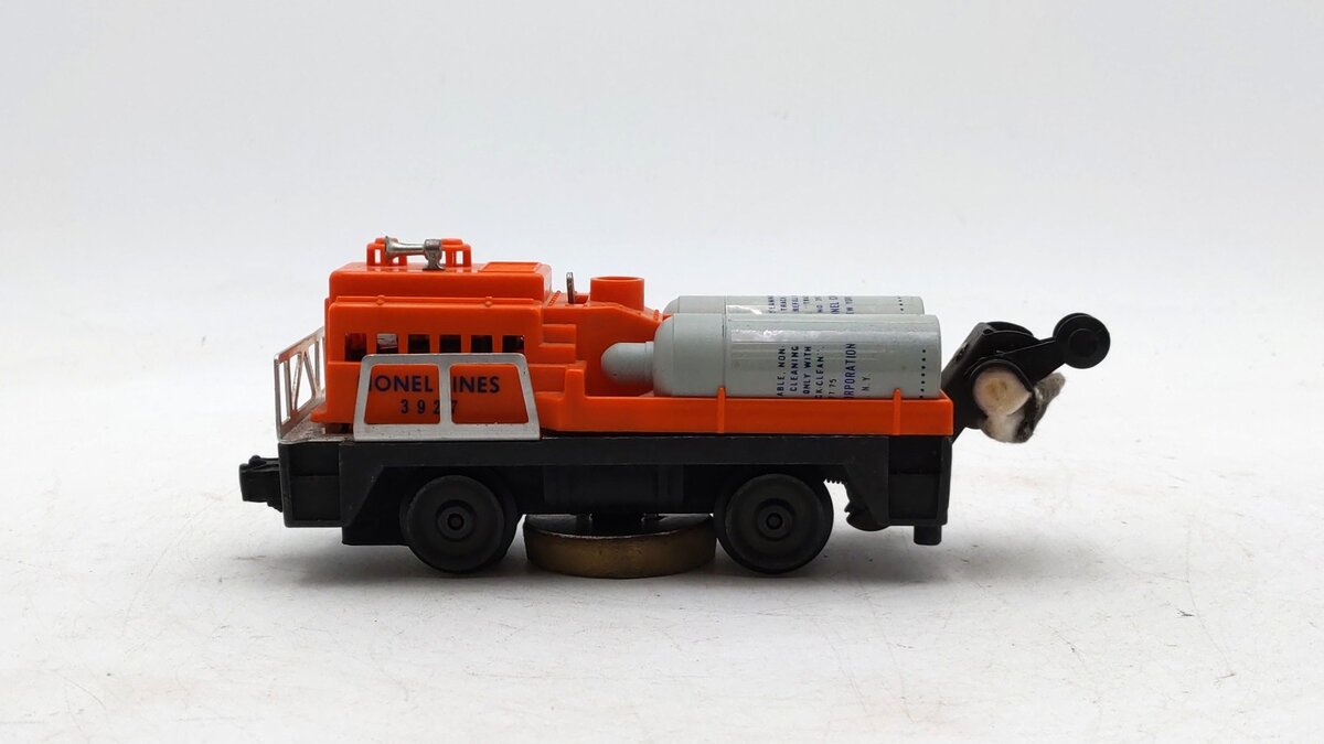 Lionel 3927 O Vintage Postwar Motorized Track Cleaner Car #3927 VG
