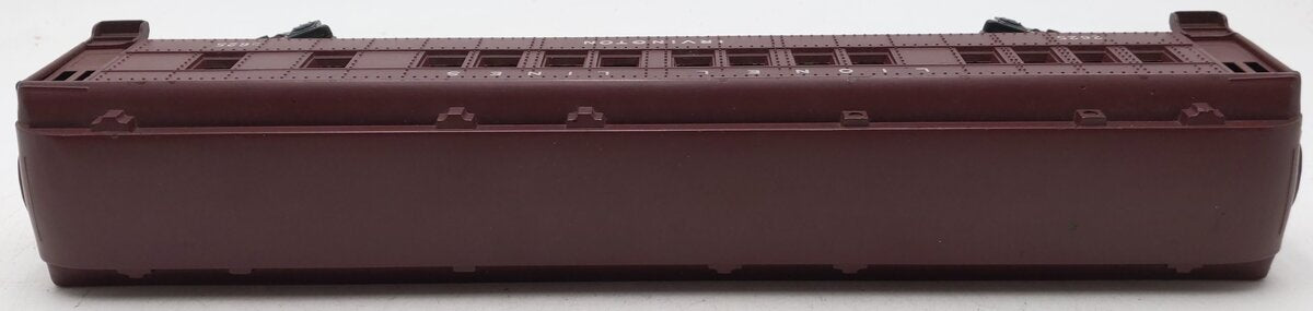 Lionel 2625 Vintage O Lionel Lines Madison Heavyweight "Irvington" Passenger Car VG
