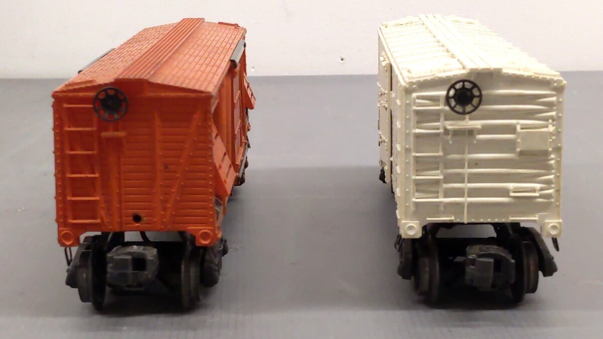 Lionel Vintage O Gauge Postwar Operating Milk Car & Cattle Car: 3472 & 3656 [2] VG