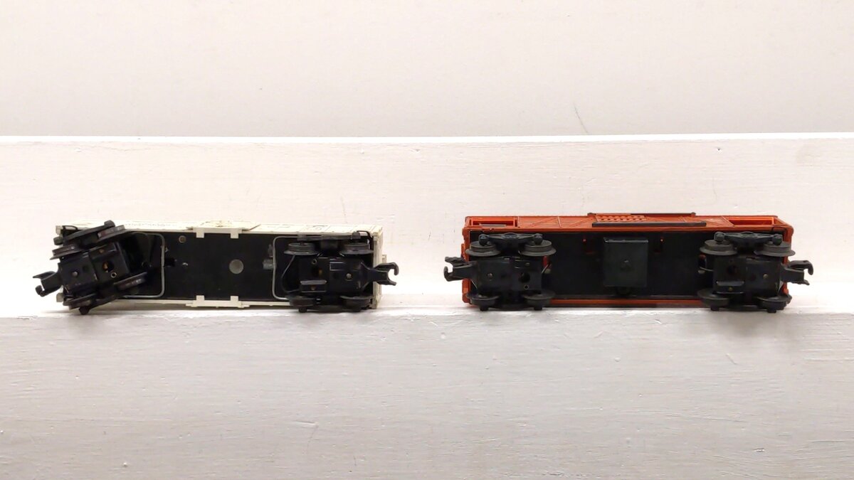 Lionel Vintage O Gauge Postwar Operating Milk Car & Cattle Car: 3472 & 3656 [2] VG