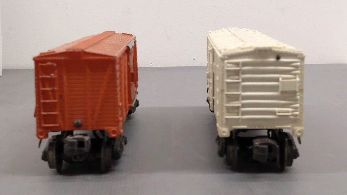 Lionel Vintage O Gauge Postwar Operating Milk Car & Cattle Car: 3472 & 3656 [2] VG
