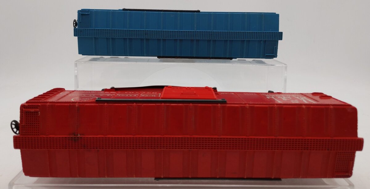 Lionel  & 6464-475 Vintage O Minneapolis & St Louis/Boston & Maine Box Cars(2) VG
