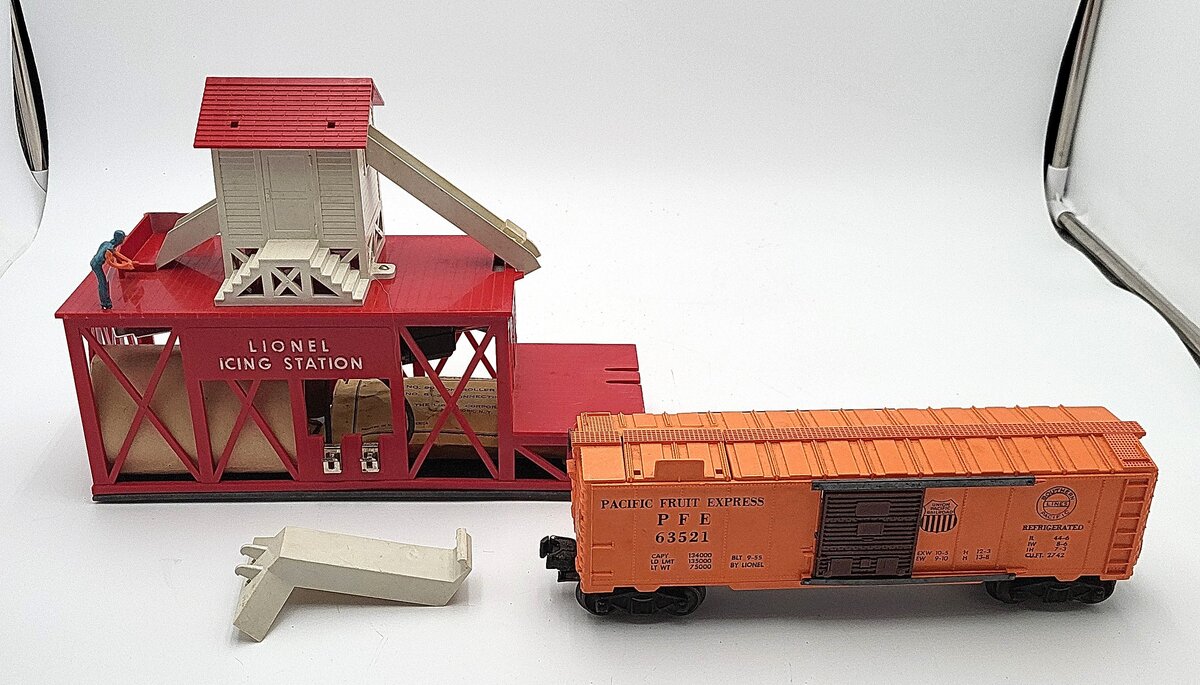 Lionel 352 Vintage O Operating Icing Station VG/Box