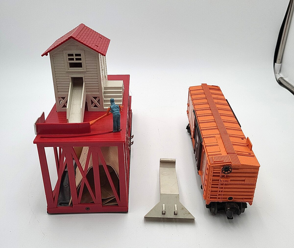 Lionel 352 Vintage O Operating Icing Station VG/Box
