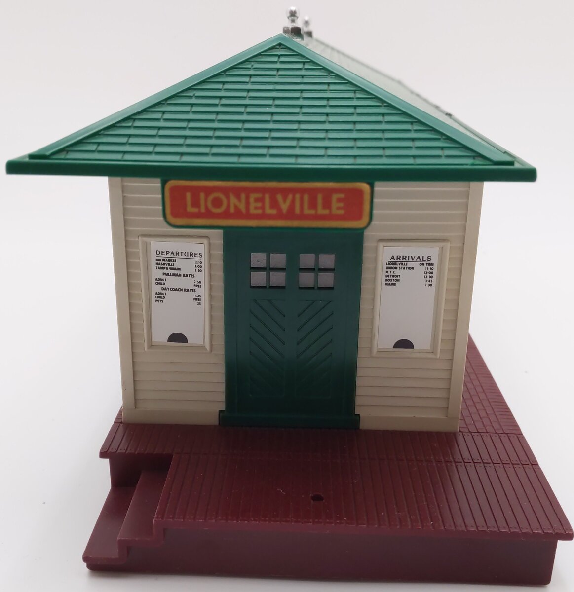 Lionel 256 Vintage O Illuminated Freight Station VG/Box