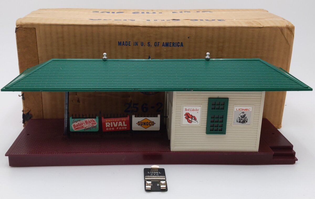 Lionel 256 Vintage O Illuminated Freight Station VG/Box