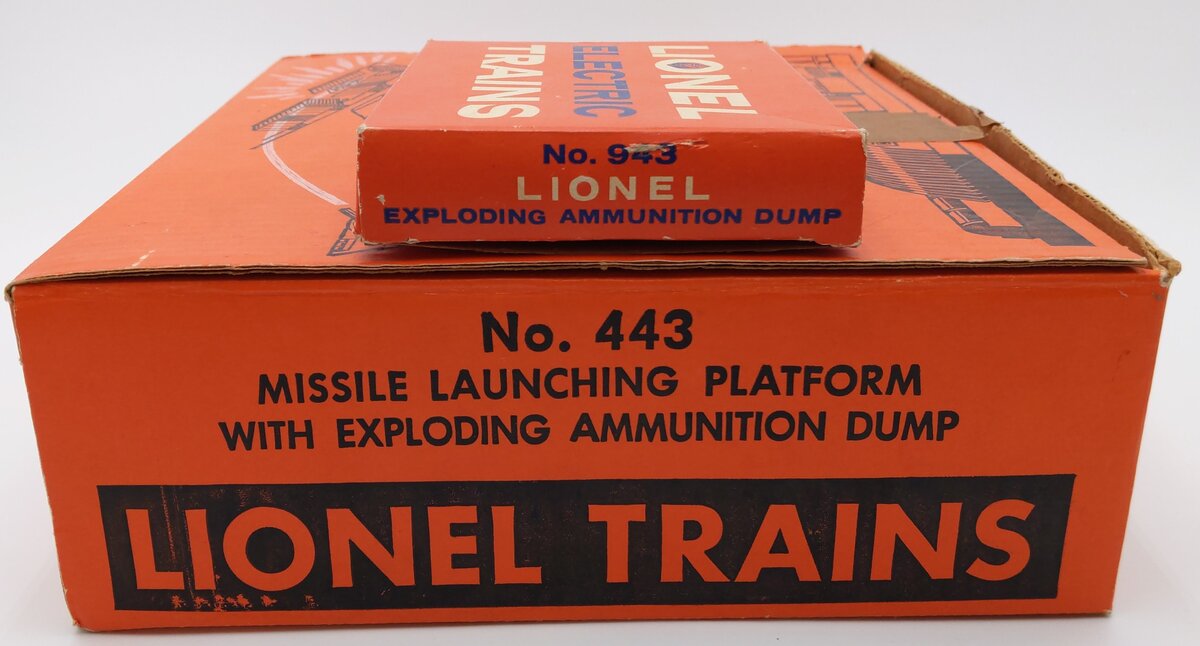 Lionel 443 Vintage O Missile Launching Platform w/Exploding Ammunition Dump EX/Box