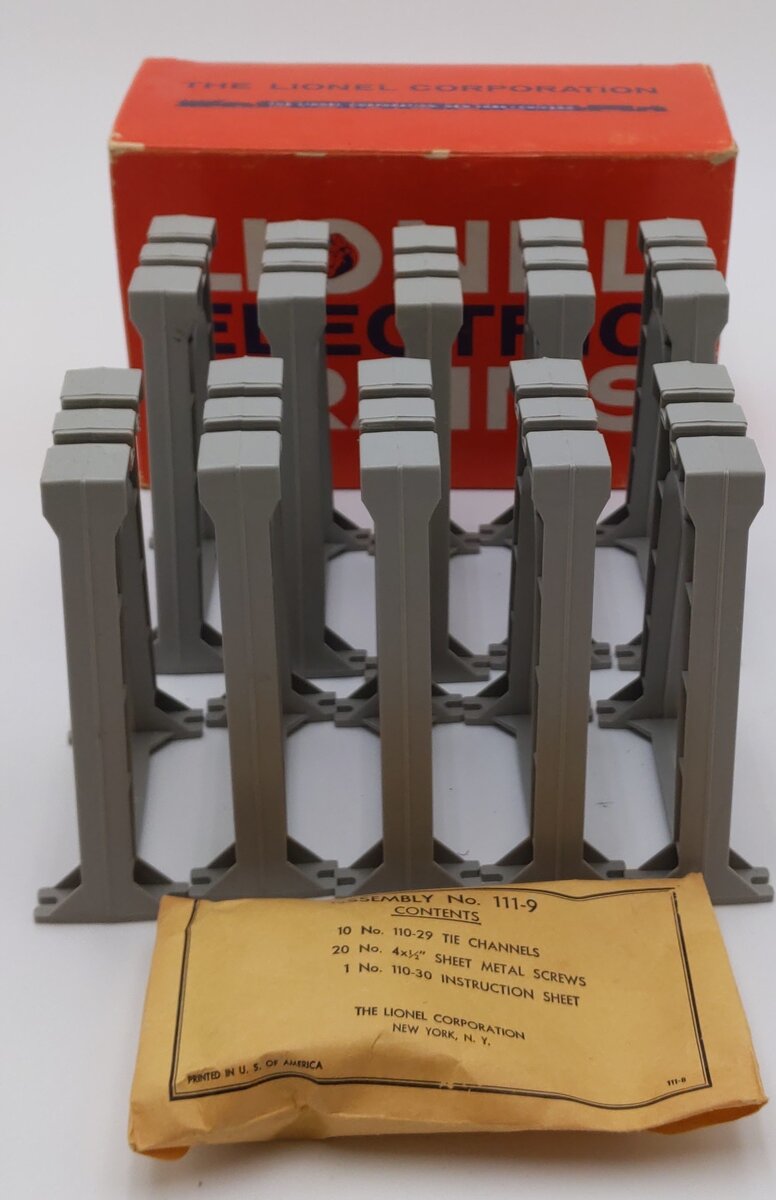 Lionel 111 Vintage O Elevated Trestle Set EX/Box