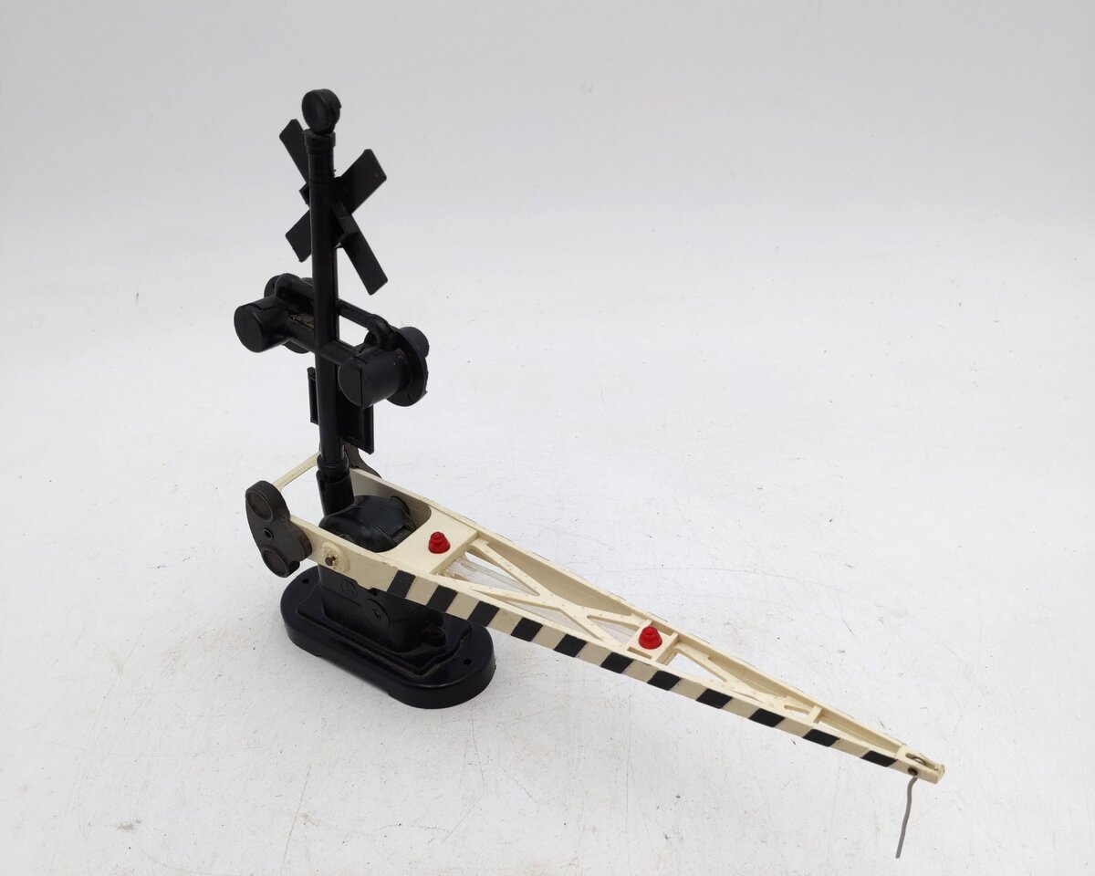 Lionel 6-2162 O Gauge Automatic Crossing Gate & Signal EX/Box