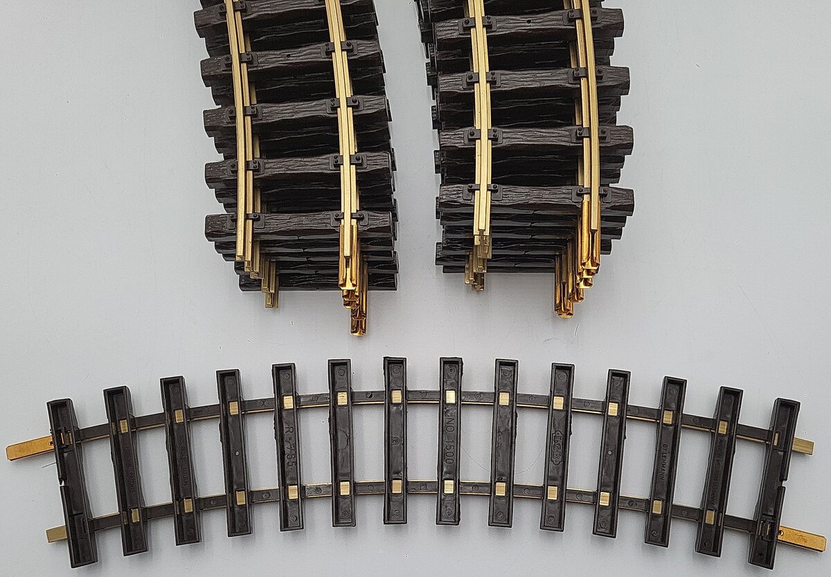 LGB 15000 G Scale Wide Radius Curved Track (Box of 12) EX/Box
