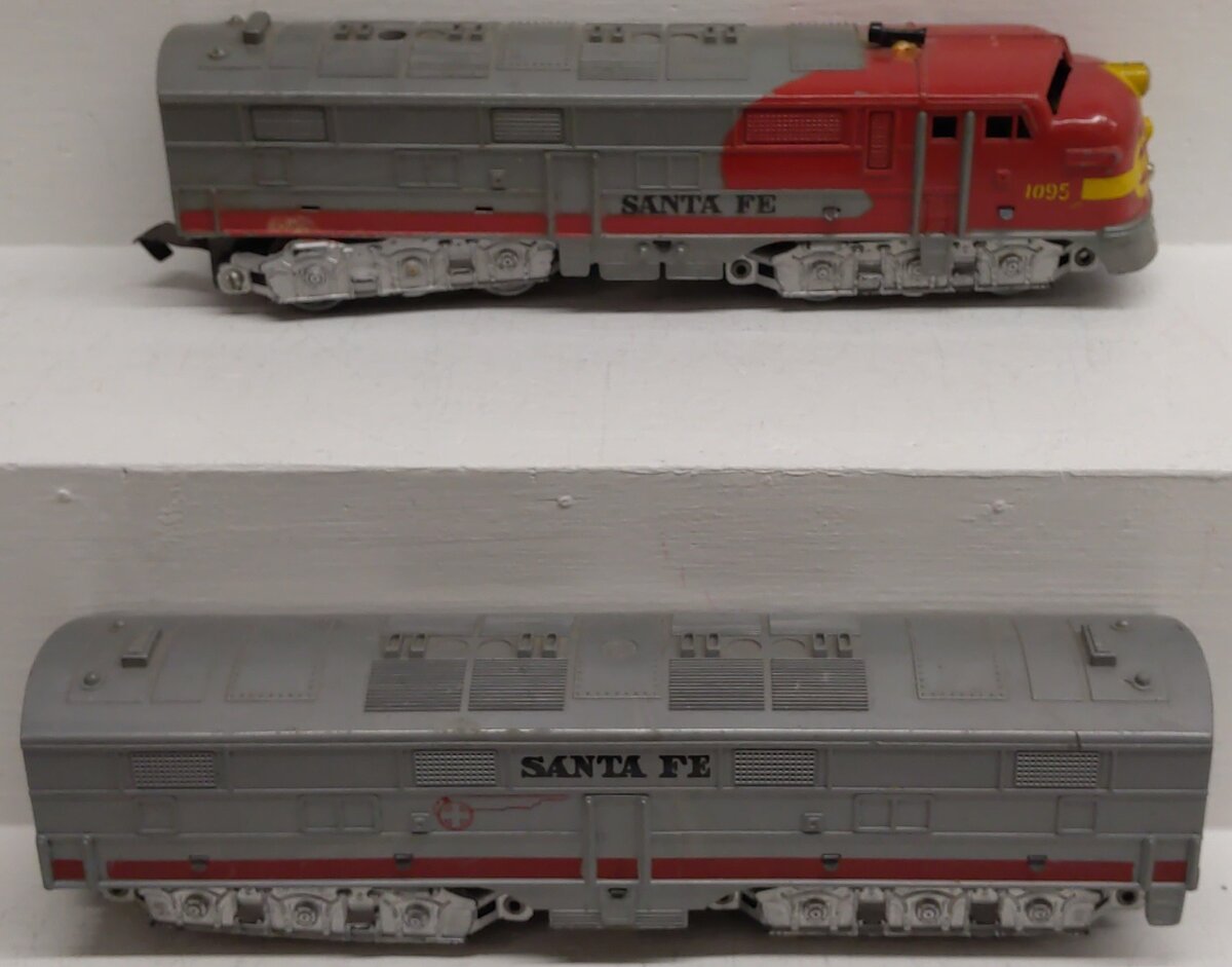 Marx 1095 Vintage O Santa Fe AB Diesel Locomotives