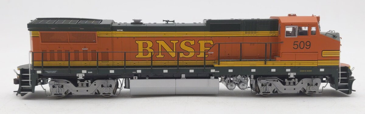 Atlas 7235 HO Scale BNSF Dash 8-40BW Diesel Locomotive #509 EX/Box