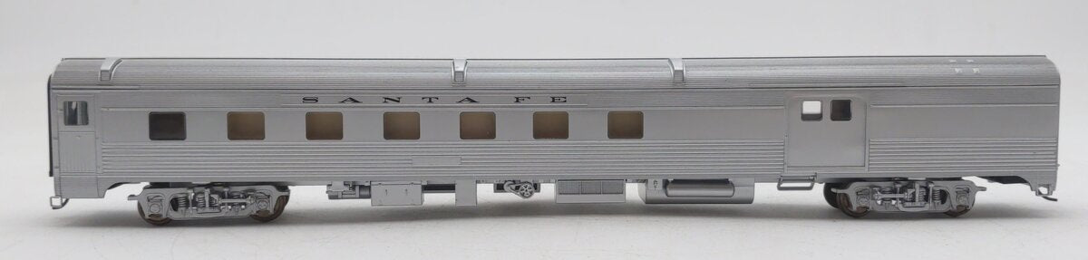 Walthers 932-6465 HO Scale Santa Fe 85' Budd Baggage Dormitory Car EX/Box