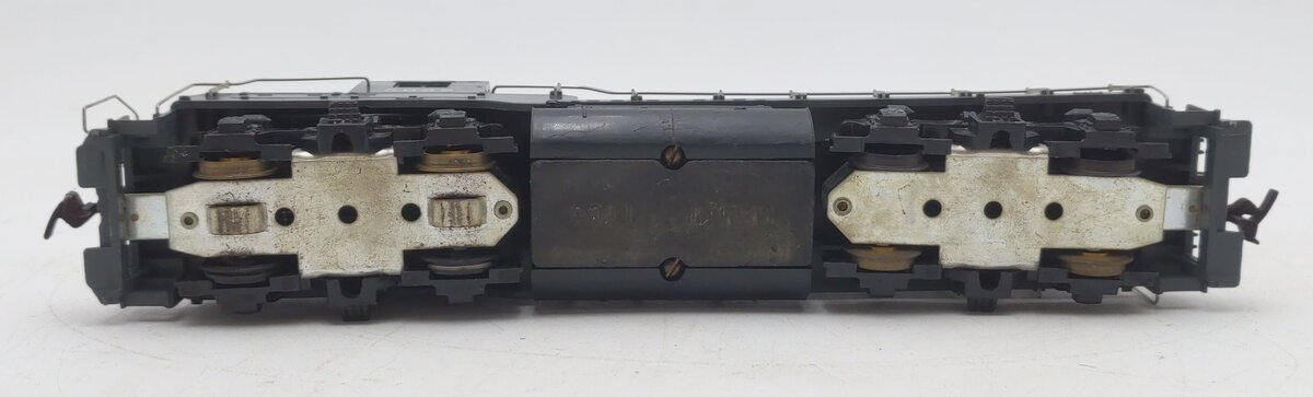 Mantua HO Scale Southern Pacific GP30 Diesel Locomotive #5628 VG