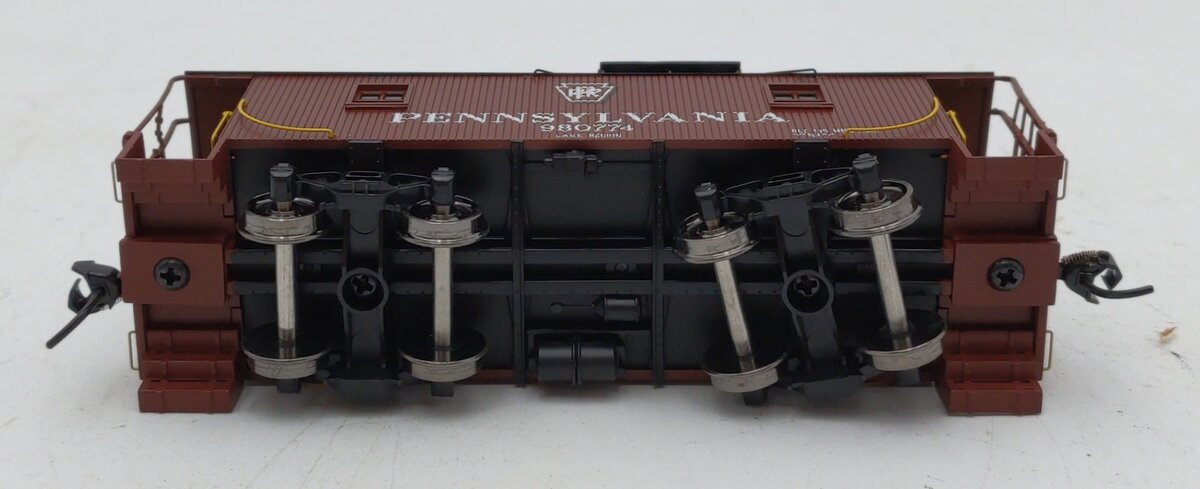 Walthers 103402 HO Pennsylvania N6B Wood Cabin Caboose Car with Offset Cupola