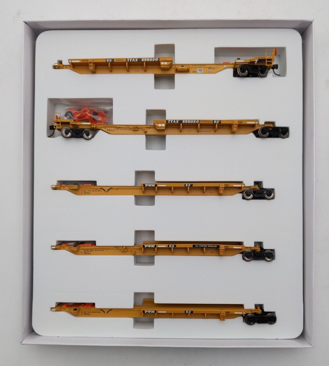 Bowser 42826 HO TTAX Trinity RAF53C 5 Unit Spine Car #555030