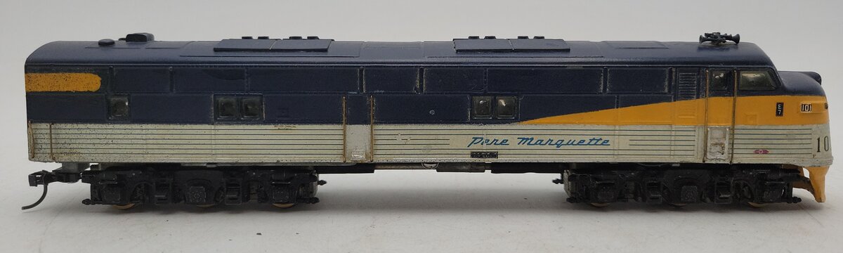 Hobbytown A0608 HO Pere Marquette EMD "E" Unit "Multi-Drive" Chassis-Custom/DCC VG/Box