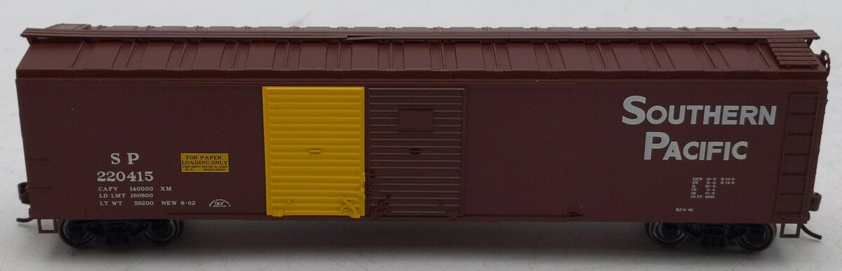 Bowser 41574 HO Southern Pacific "Paper Service" 50' Boxcar Ready-To-Run #220415