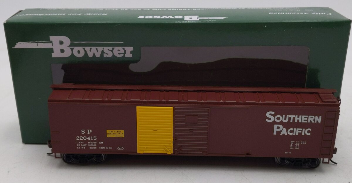 Bowser 41574 HO Southern Pacific "Paper Service" 50' Boxcar Ready-To-Run #220415