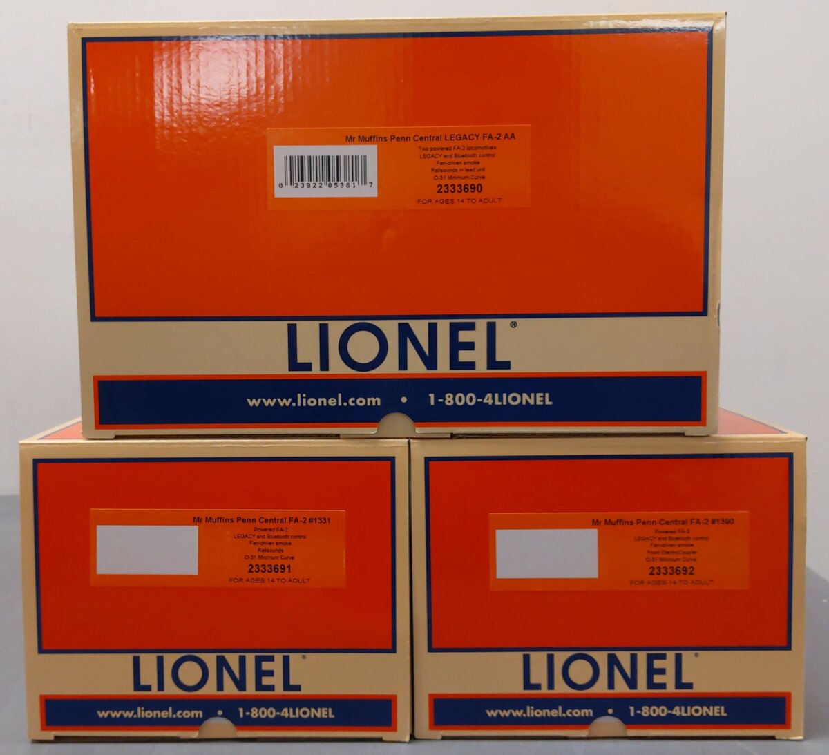 Lionel 2333690 O Gauge Mr. Muffins Penn Central Legacy FA-2 AA Set #1390/#1331 LN/Box