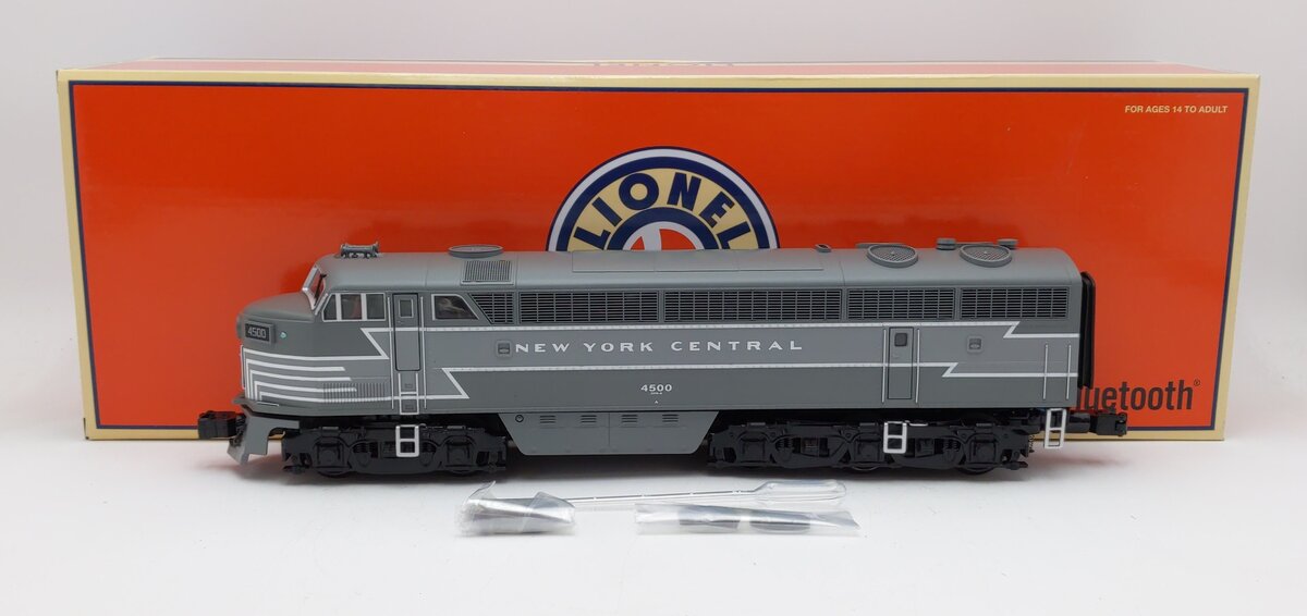 Lionel 2233301 O New York Central LEGACY C-Liner Diesel Locomotive #4500