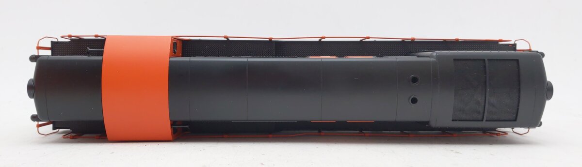Lionel 6-28837 New Haven H16-44 Diesel Locomotive #591 LN/Box
