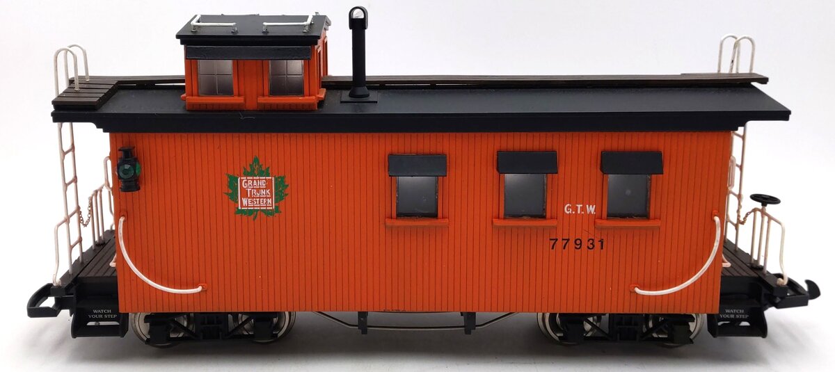 USA Trains R12023 G Scale Custom Grand Trunk Western Wood Side Caboose #77931 VG/Box