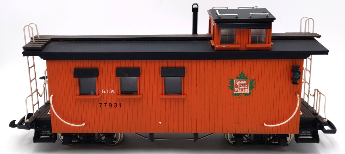 USA Trains R12023 G Scale Custom Grand Trunk Western Wood Side Caboose #77931 VG/Box