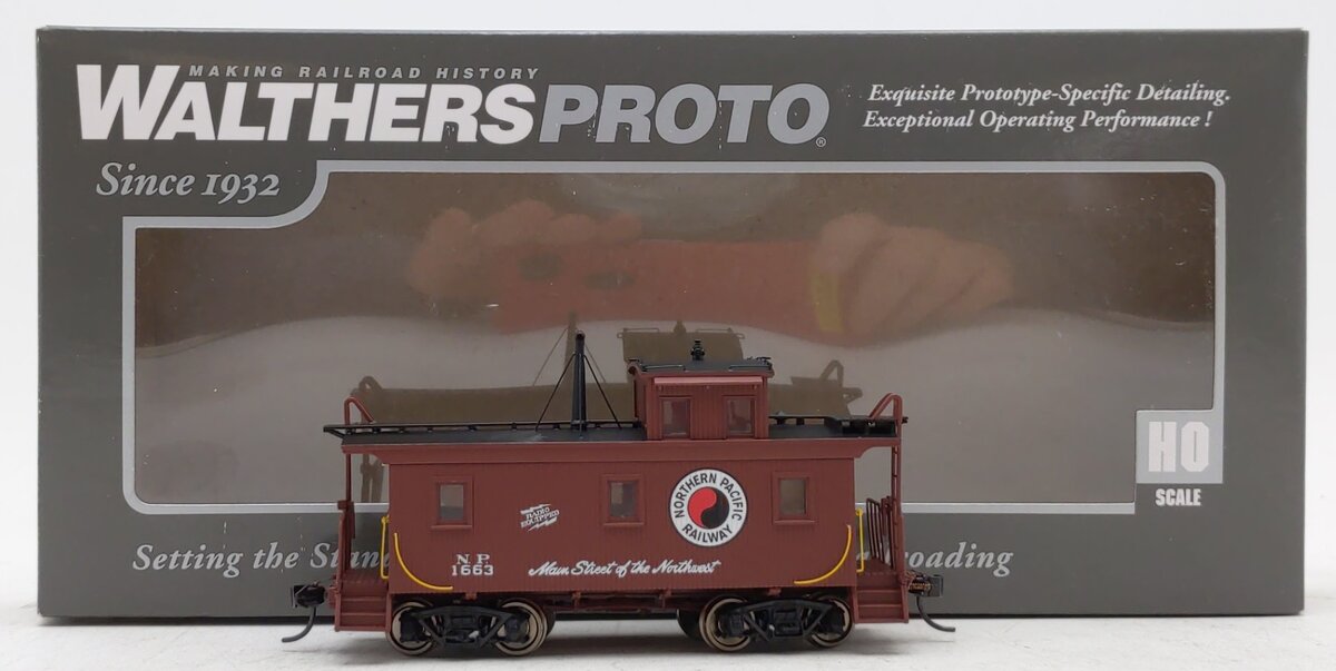 Walthers 920-103467 HO Northern Pacific DM&IR Class G2 Wood Caboose #1663