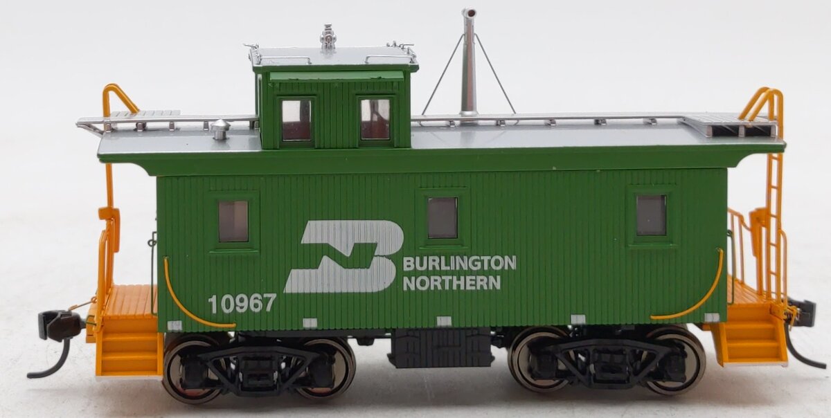 Walthers 920-103457 HO Burlington Northern DM&IR Class G2 Wood Caboose #10967
