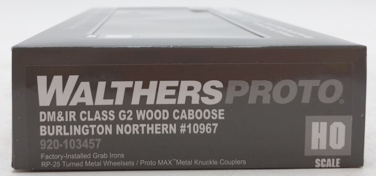 Walthers 920-103457 HO Burlington Northern DM&IR Class G2 Wood Caboose #10967