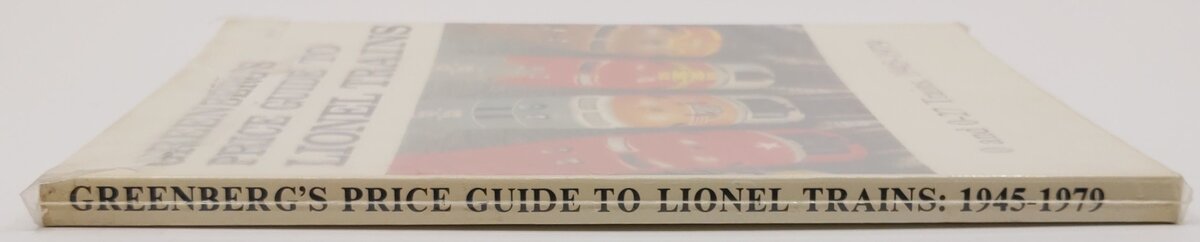 Greenberg's Price Guide to Lionel Trains, 1945-1979 Paperback Book EX