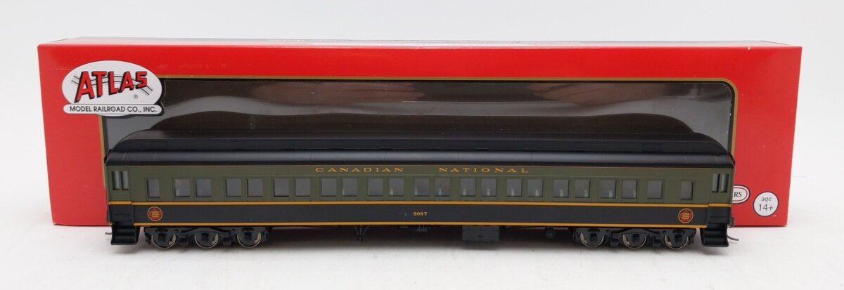 Atlas 20006168 HO Canadian National Paired Window Coach #5087