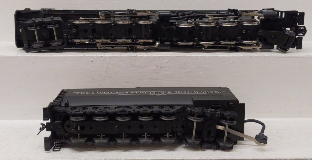 MTH 20-3030-2 O Scale DM&IR 2-8-8-4 Yellowstone Steam Engine & Tender (2Rail) EX/Box