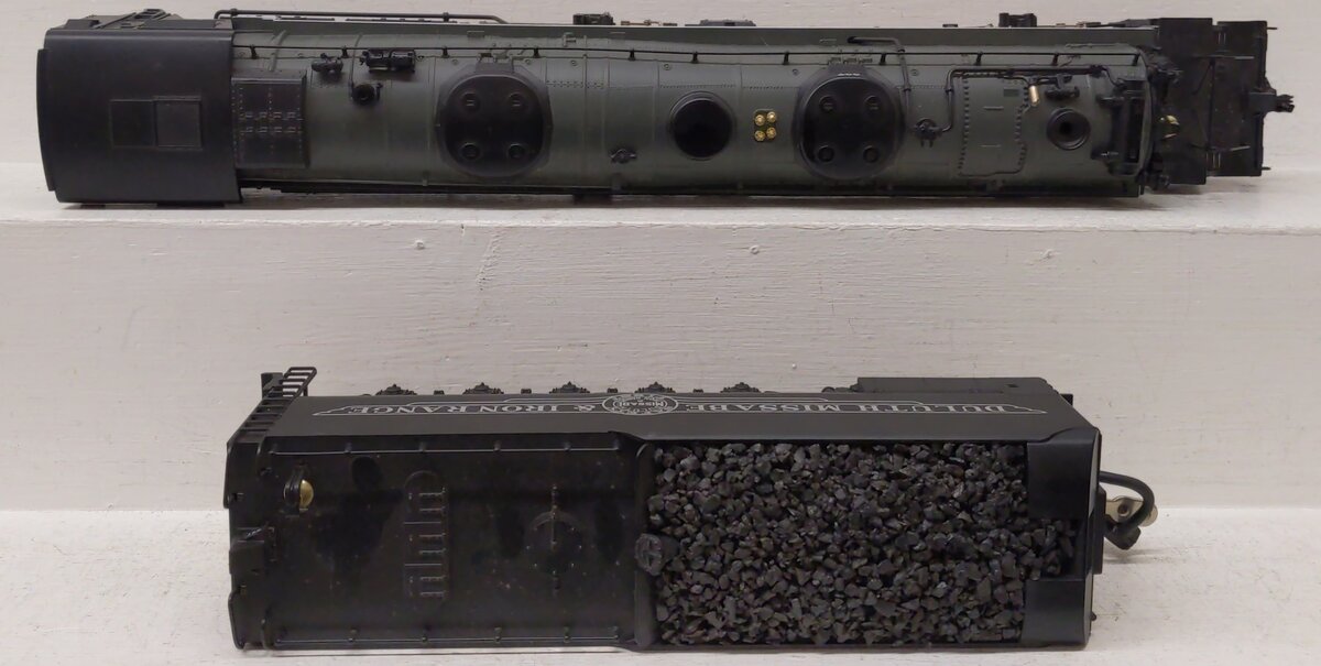 MTH 20-3030-2 O Scale DM&IR 2-8-8-4 Yellowstone Steam Engine & Tender (2Rail) EX/Box