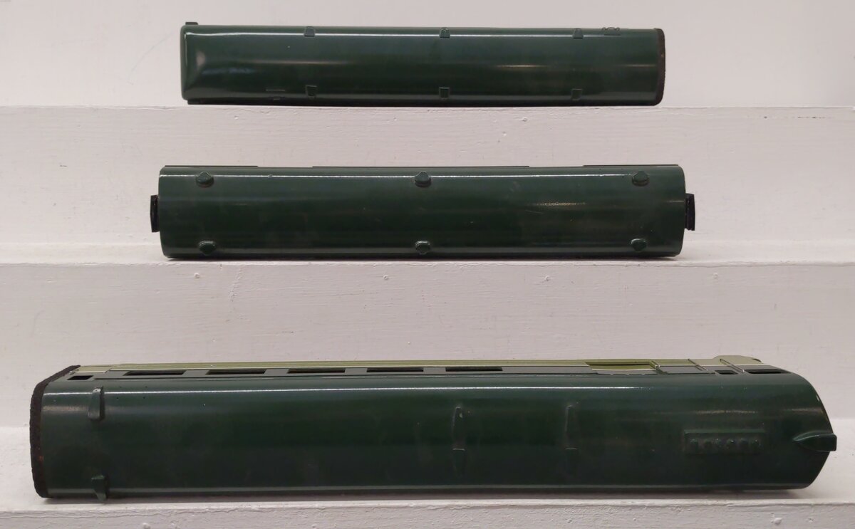 Custom O Scale Northern Pacific RDC & Passenger Car Set [2-Rail] VG