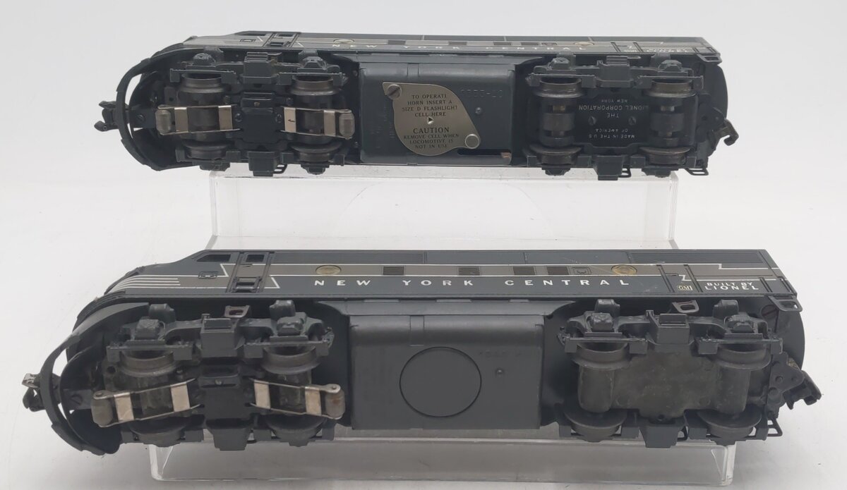 Lionel 2344 Vintage O New York Central F-3 AA Diesel Locomotive Set VG