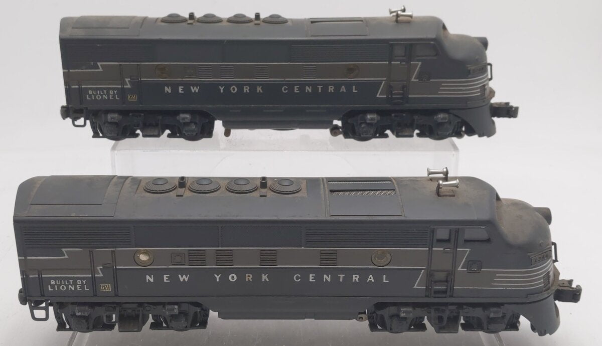 Lionel 2344 Vintage O New York Central F-3 AA Diesel Locomotive Set VG