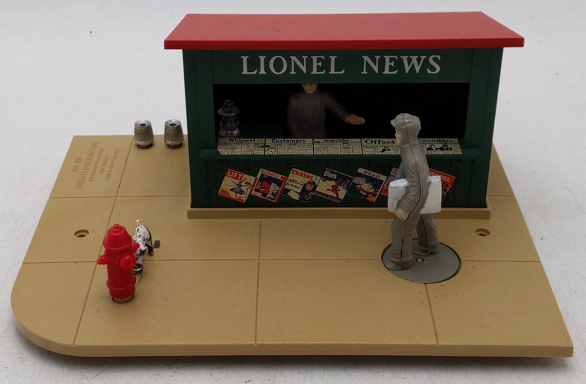 Lionel 128 Vintage O Animated Newsstand VG
