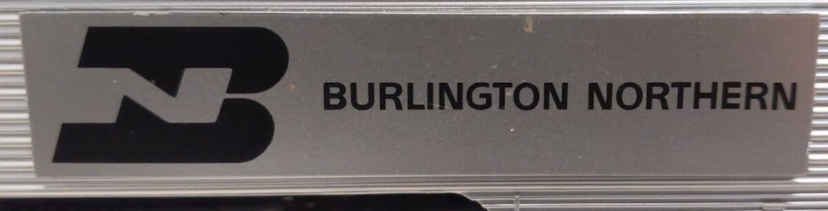 Atlas 3001590S O Burlington Northern 70' Streamline 4 Car Passenger Set (3 Rail) EX/Box