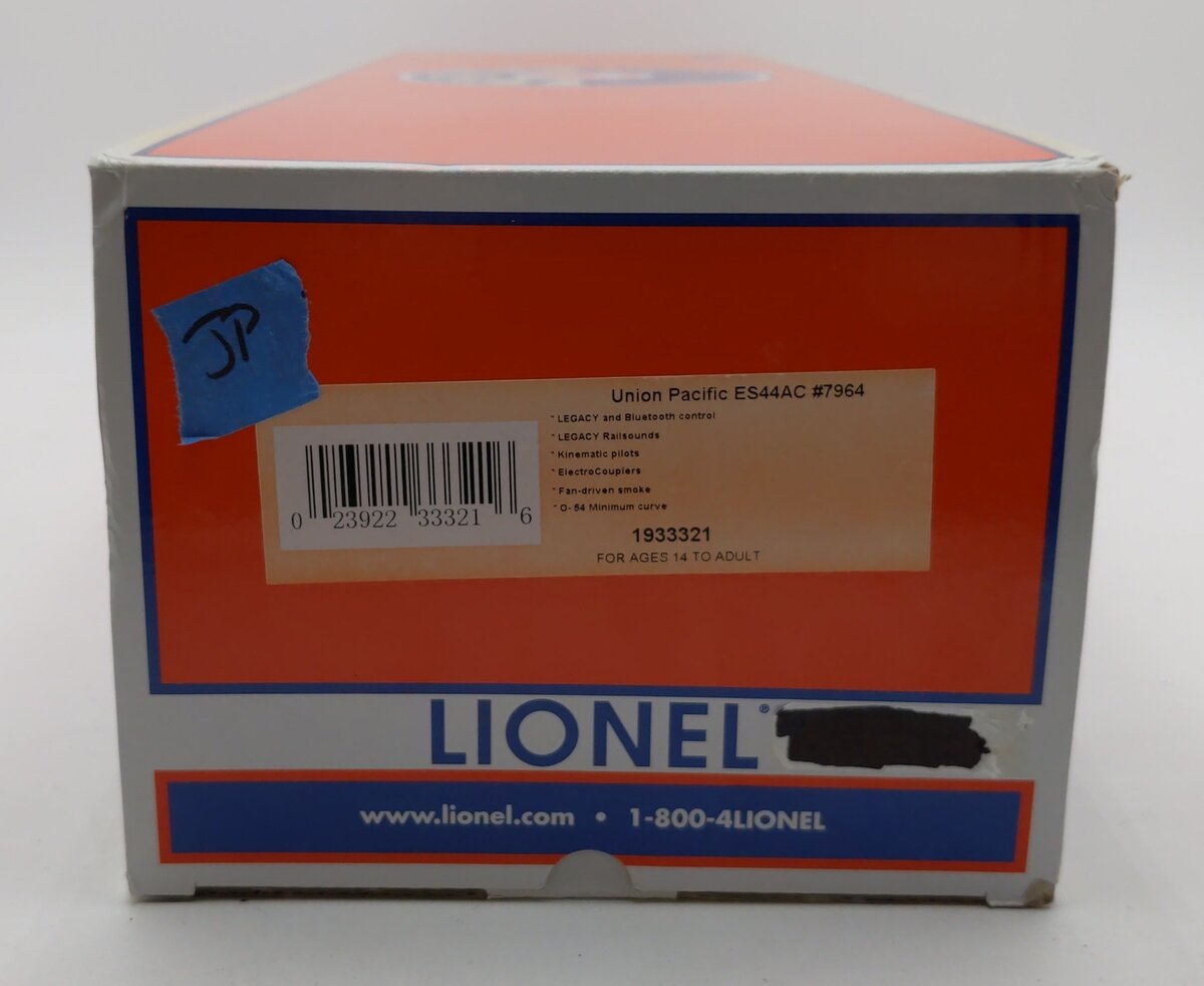Lionel 1933321 O Union Pacific ES44AC Diesel Locomotive with Legacy #7964