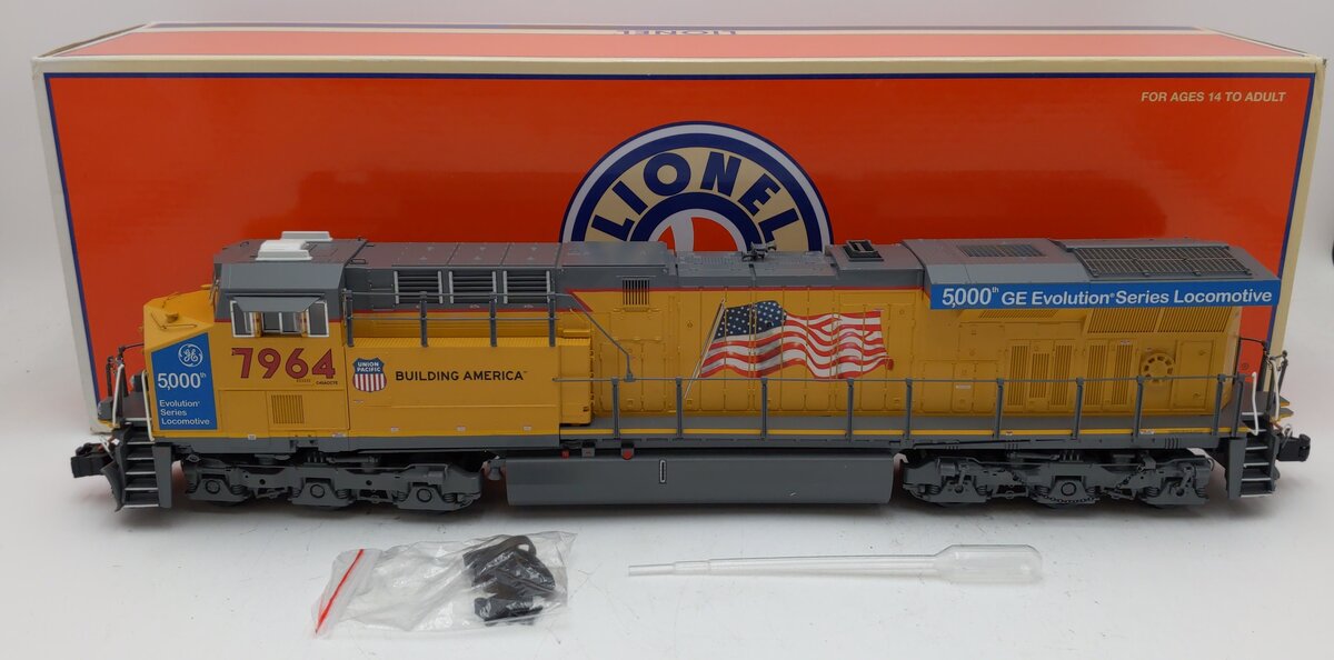 Lionel 1933321 O Union Pacific ES44AC Diesel Locomotive with Legacy #7964